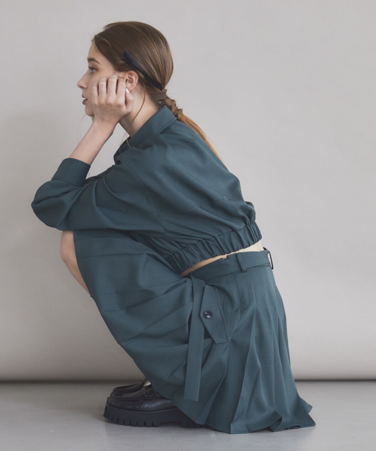 REDYAZEL「ベルト付きプリーツショートスカート」|フレア|