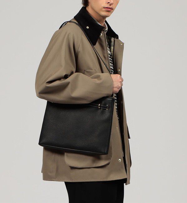 TOMORROWLAND GOODS「【別注】A シュリンクレザー ショルダーバッグ」|ショルダー・メッセンジャー|