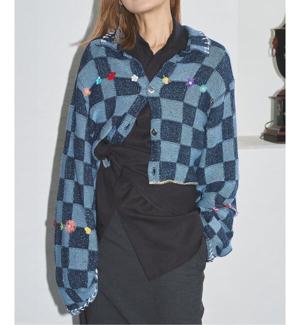  「YANYAN EMBELLISHED CHECK LS CROP CARDIGAN YYW25-0991：カーディガン」|ニット・セーター|ネイビー