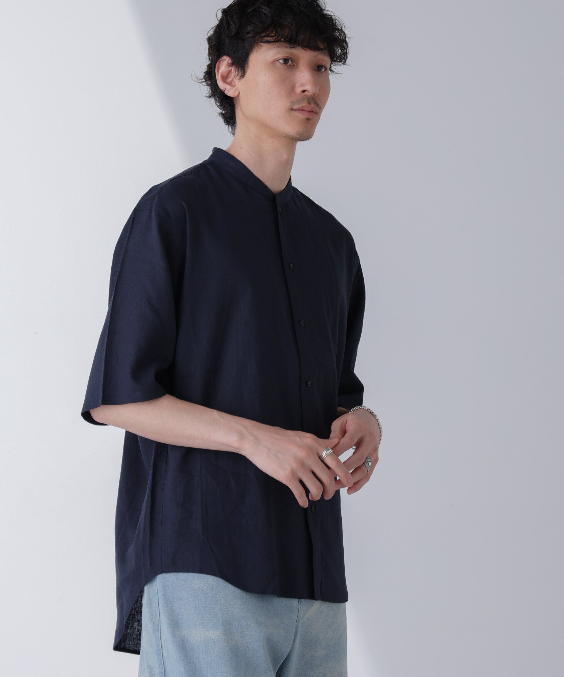nano･universe「アンチスメルリネン バンドカラーシャツ 半袖」|シャツ・ブラウス|