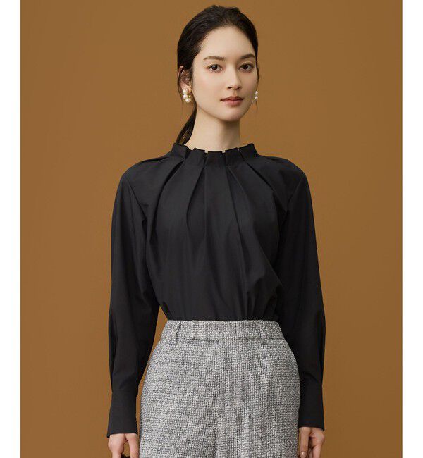自由区「【カタログ掲載】ナチュラルタッチスタンドカラー ブラウス」|シャツ・ブラウス|ブラック