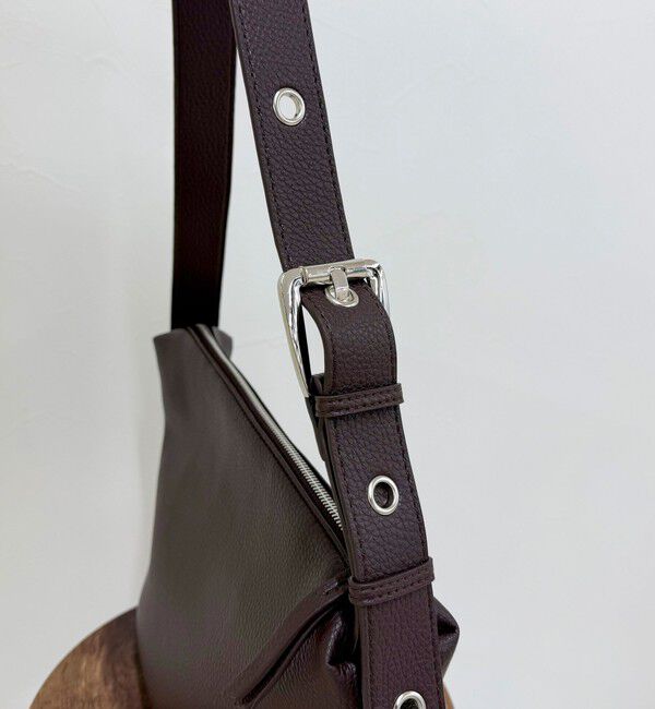 fredy emue「ハトメベルトショルダーバッグ」|ショルダー・メッセンジャー|