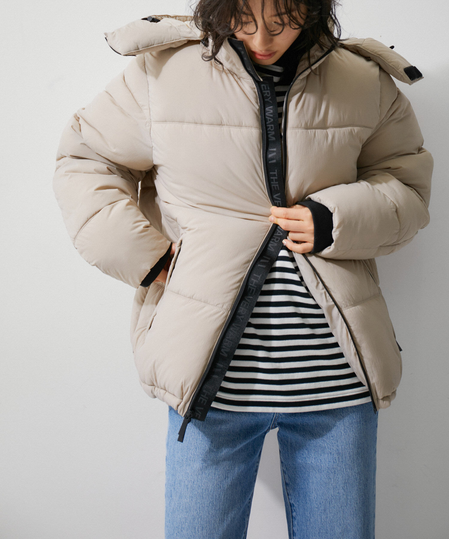 ADAM ET ROPE'「【THE VERY WARM】THE V PUFFER JACKET」|ダウン|