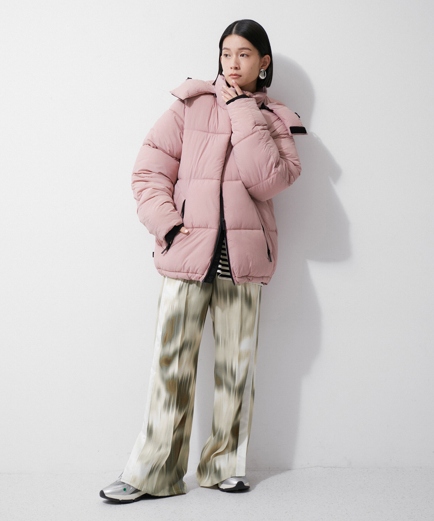 ADAM ET ROPE'「【THE VERY WARM】THE V PUFFER JACKET」|ダウン|