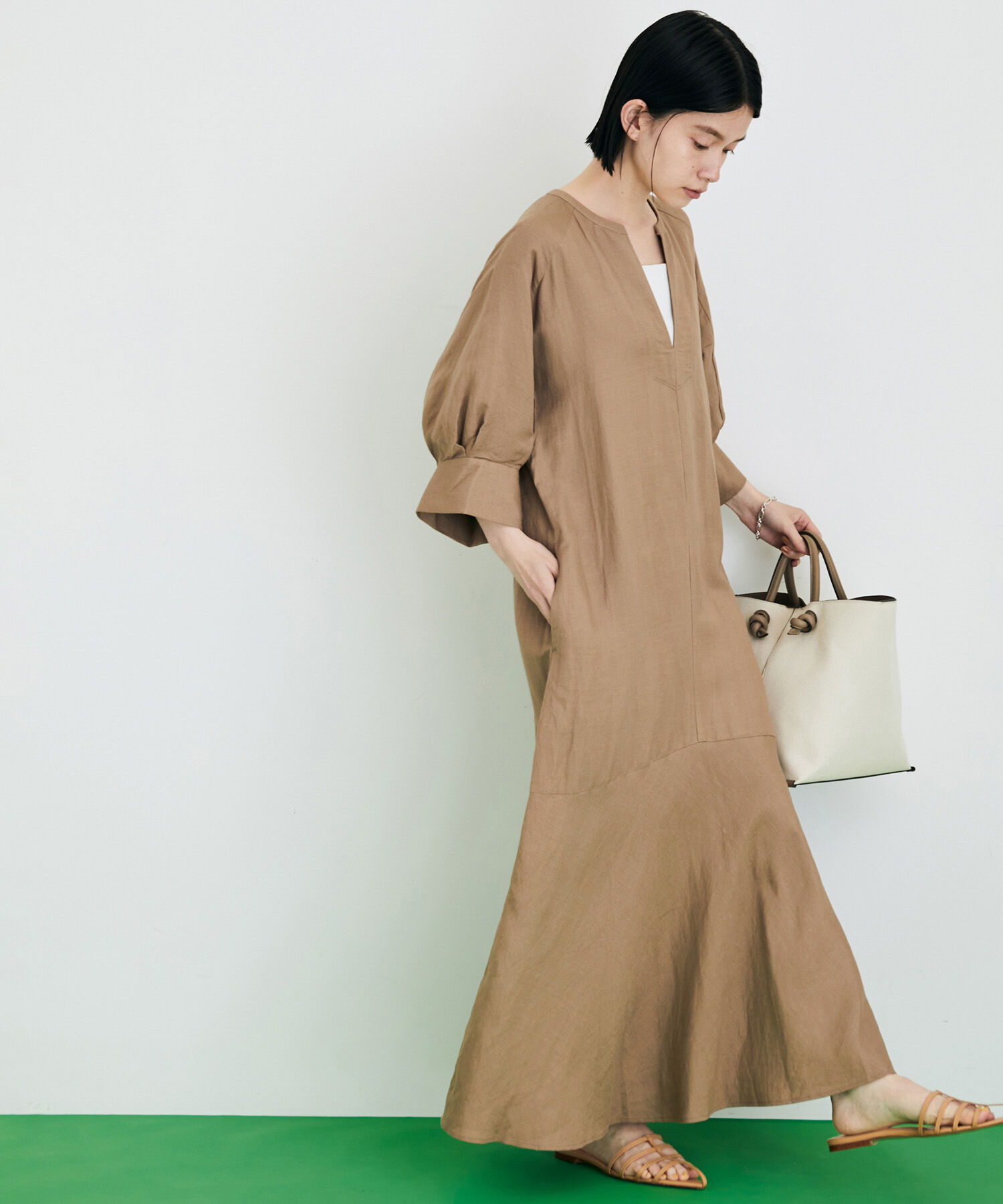 ADAM ET ROPE'「【WEB限定・追加】リネンボリュームスリーブワンピース」|ワンピース|