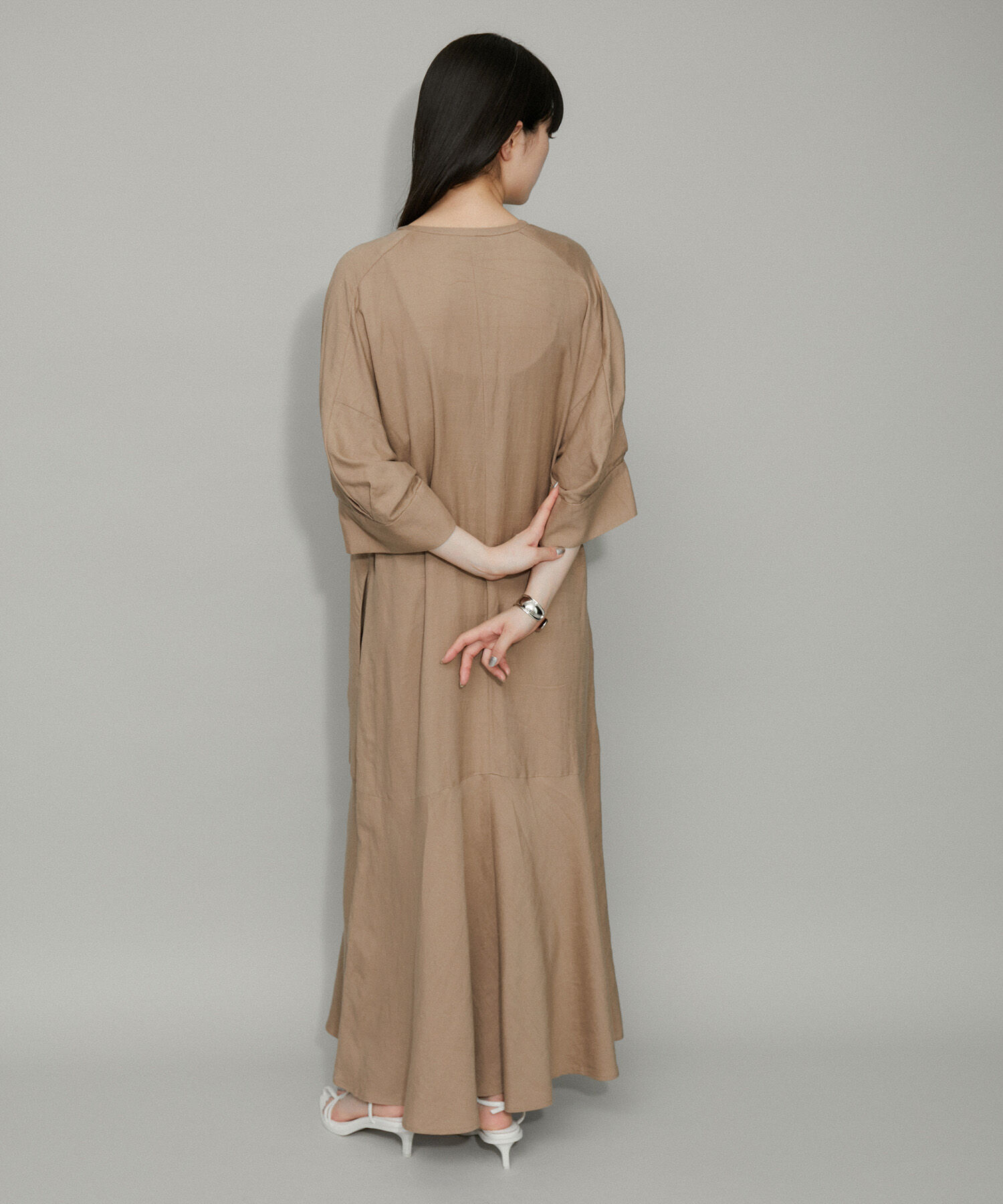 ADAM ET ROPE'「【WEB限定・追加】リネンボリュームスリーブワンピース」|ワンピース|