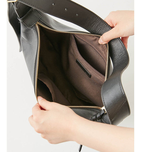 2.718「【リクエスト多数！オフホワイトが再入荷】【2.718】スリーククロスボディバッグ」|ショルダー・メッセンジャー|