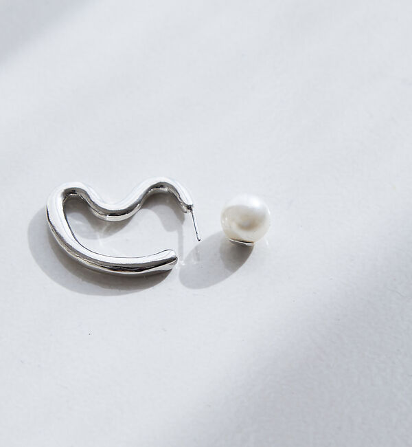 collex「【dignif】【金属アレルギー対応】パールキャッチウェーブ2WAYピアス」|ピアス|
