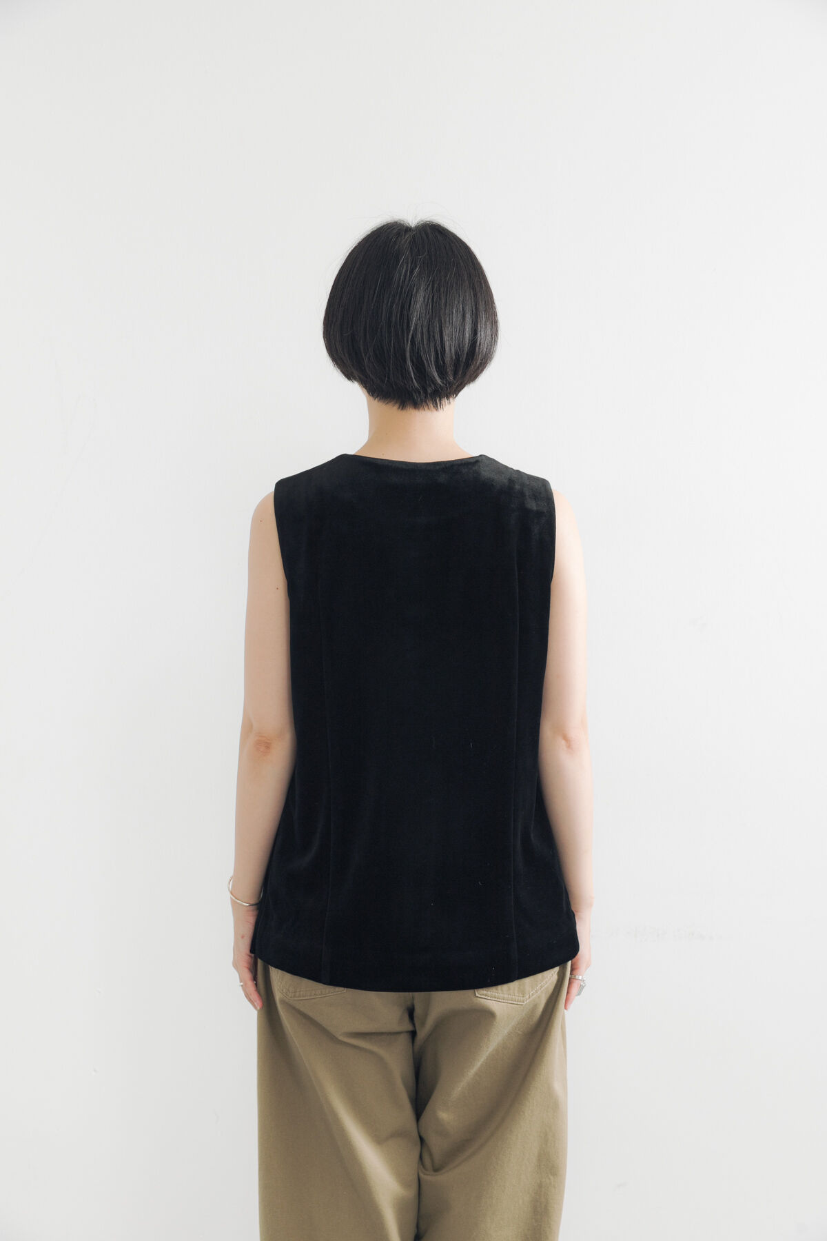 URBAN RESEARCH「ベロアジレ」|ベスト・ジレ|