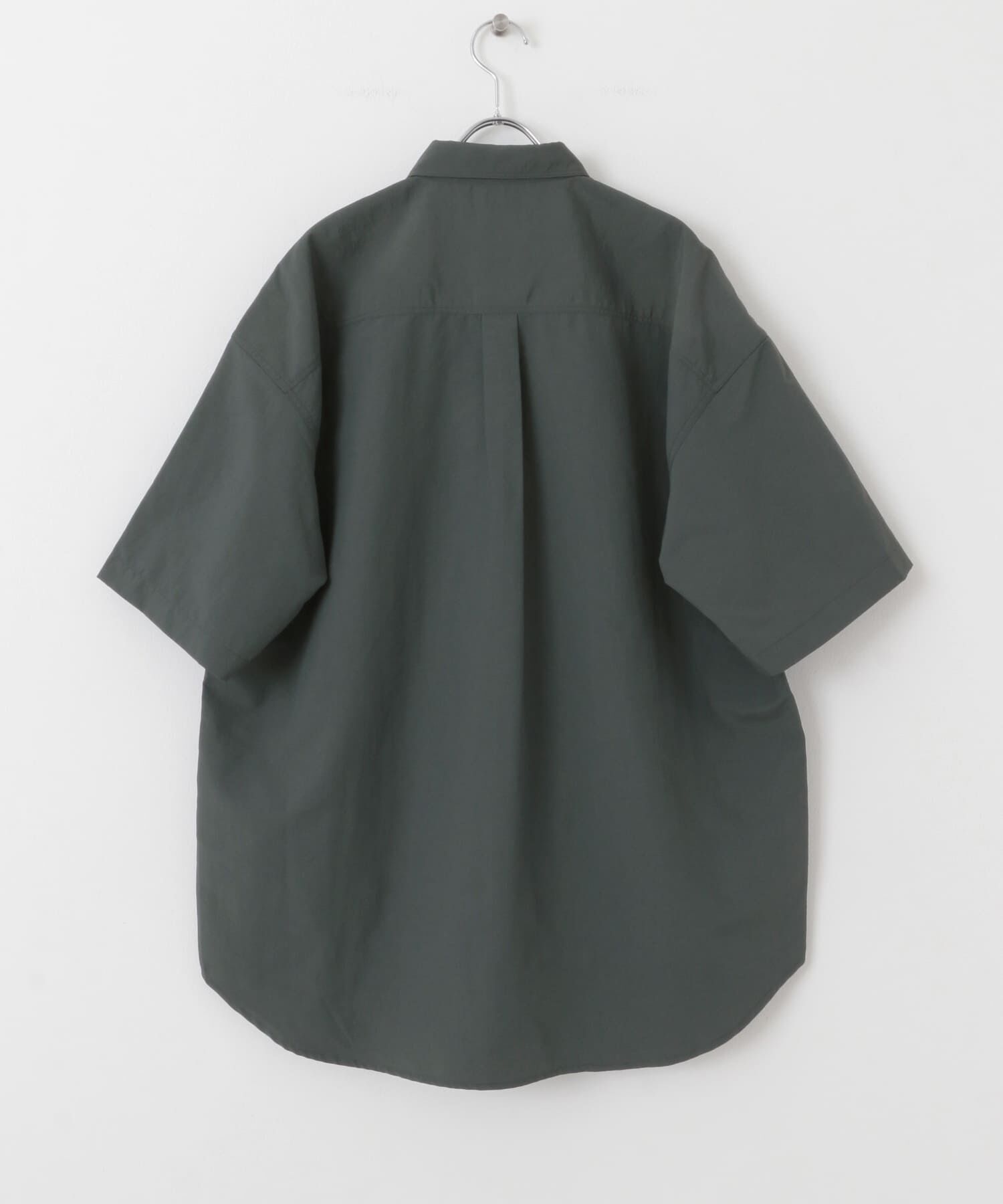 SENSE OF PLACE by URBAN RESEARCH「ナイロンレギュラーカラールーズショートスリーブシャツ」|シャツ・ブラウス|