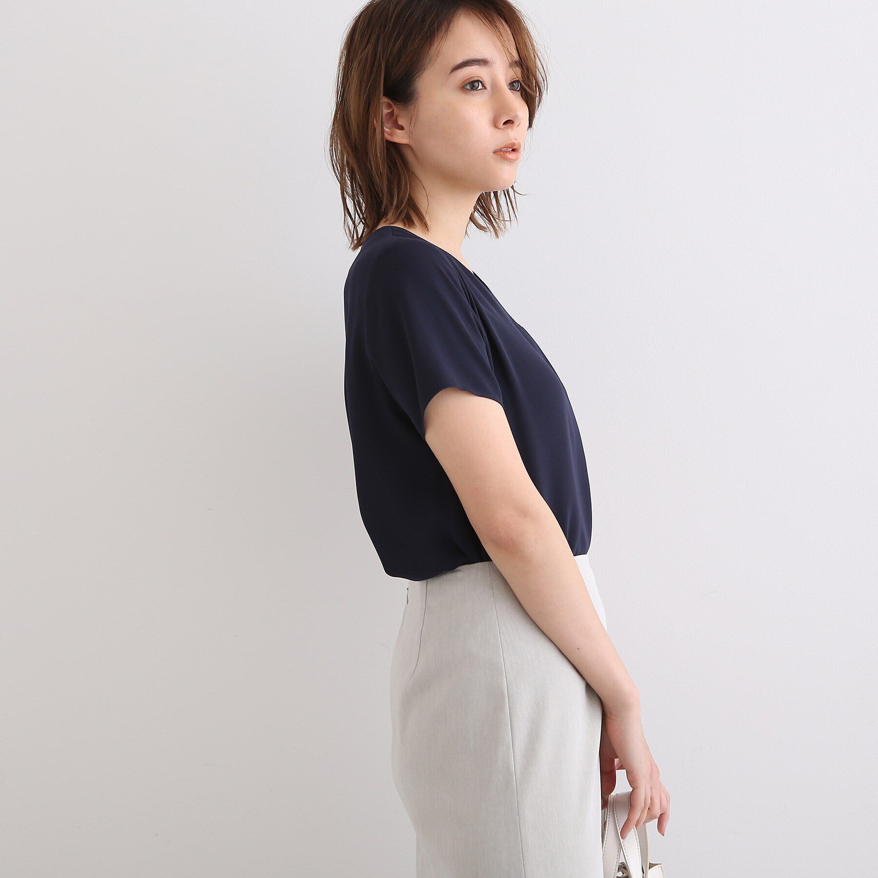 INDIVI「【通勤/洗える/UVケア/接触冷感/吸水速乾/エコ】サテンタック バイカラー半袖ブラウス」|シャツ・ブラウス|