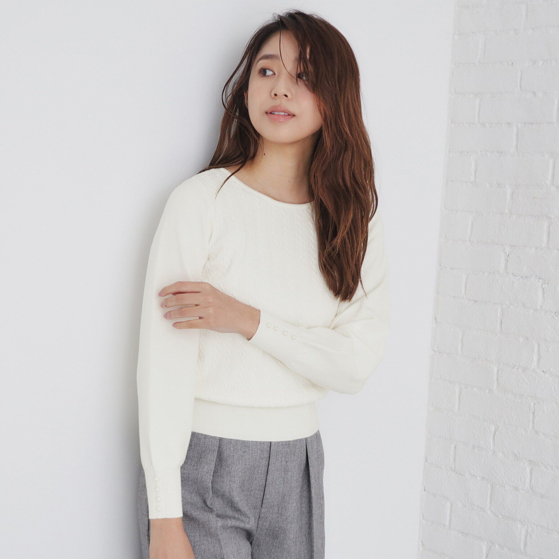 index「ミニケーブルクルーネックニット【洗濯機洗い可】」|ニット・セーター|オフホワイト(003