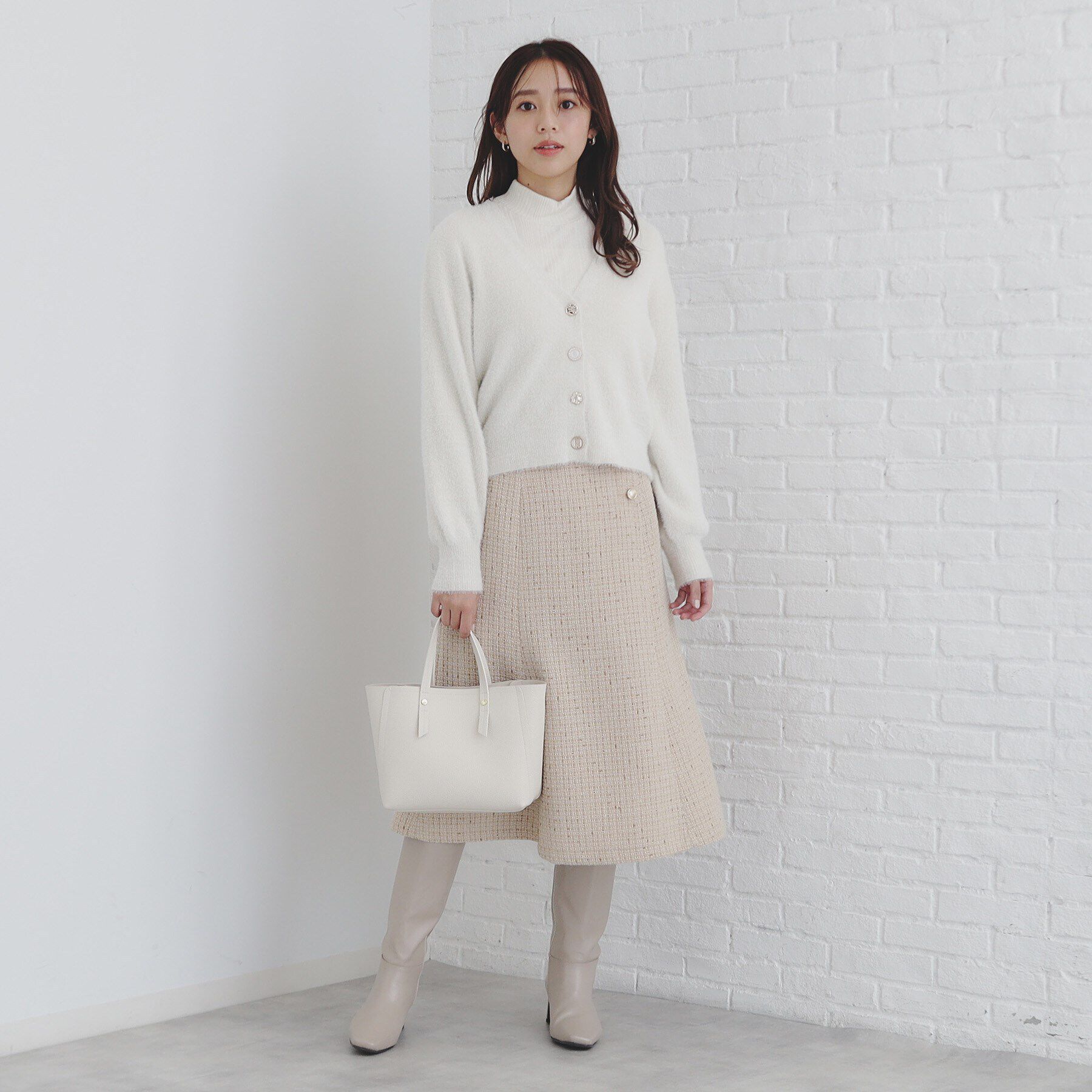 index「《美人百花掲載》ラメフェザーヤーンカーディガン【洗濯機洗い可】」|カーディガン|