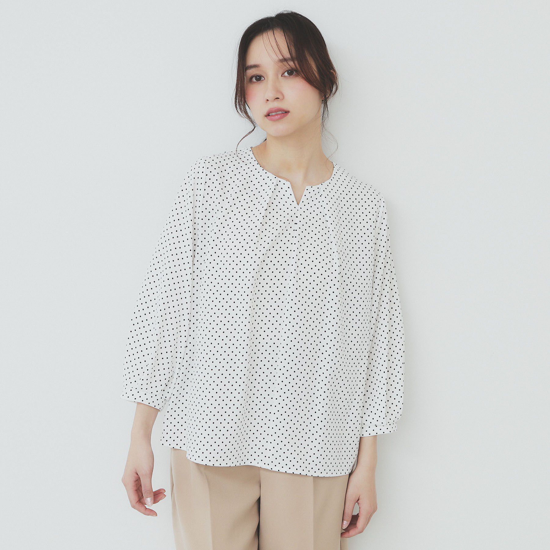 index「2WAYキーネックタックブラウス【洗濯機洗い可/防シワ】」|シャツ・ブラウス|