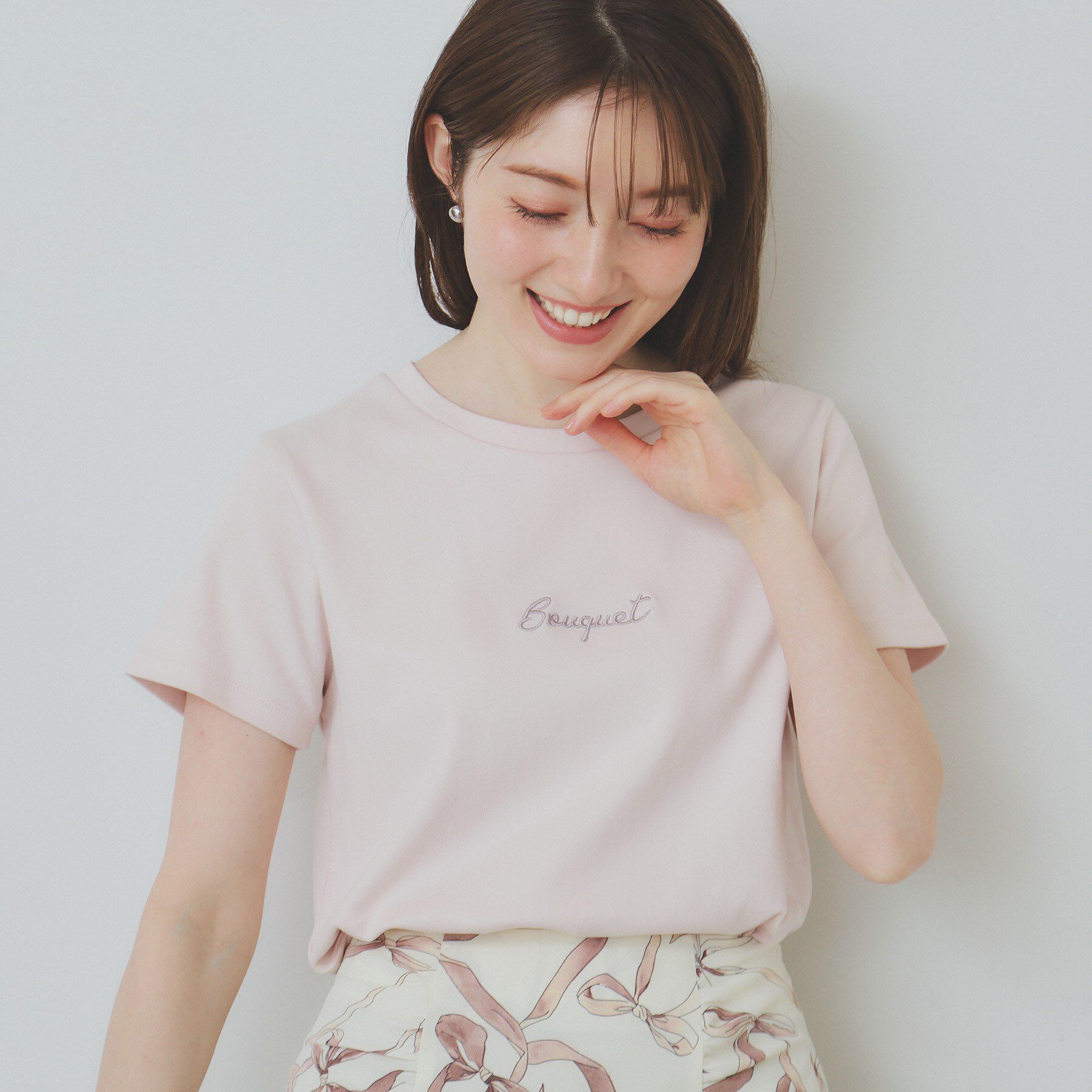 index「ワンポイントロゴ刺繍Tシャツ【UV/接触冷感/洗濯機洗い可】」|Tシャツ・カットソー|ライトピンク(070