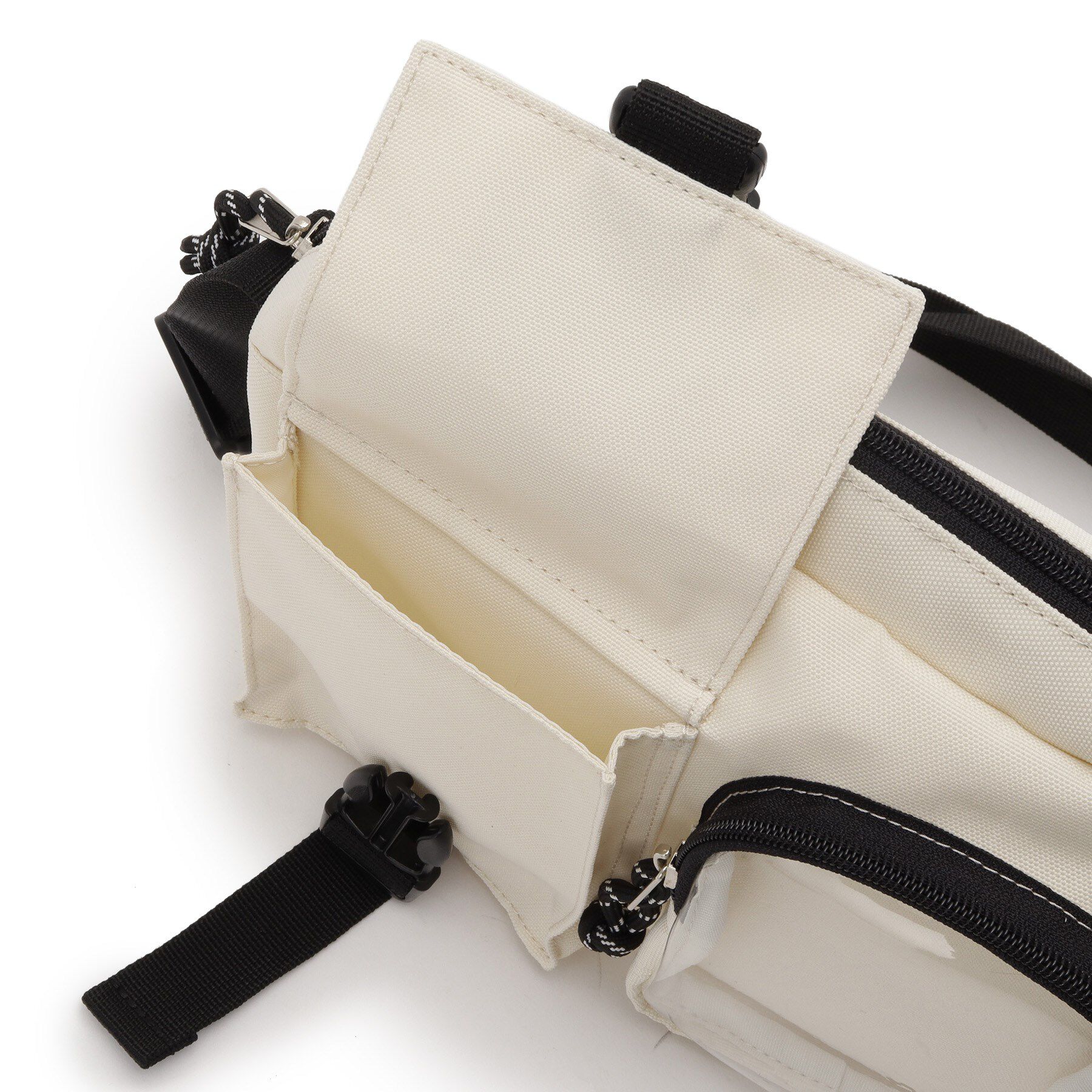 PINK-latte「Wポケカジュアルショルダー」|ショルダー・メッセンジャー|