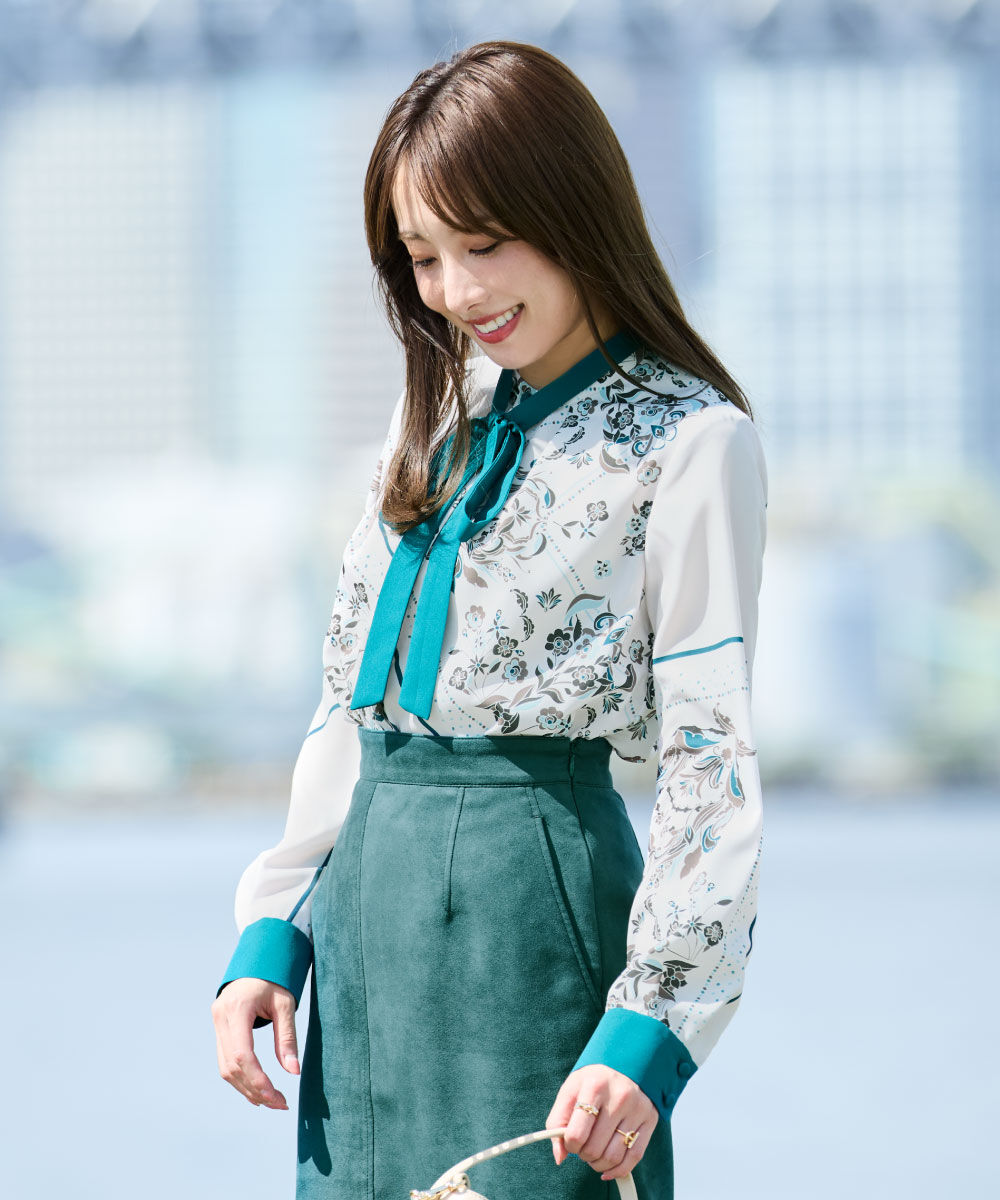  「◆フローラルスカーフプリントブラウス」|シャツ・ブラウス|エクリュ系1