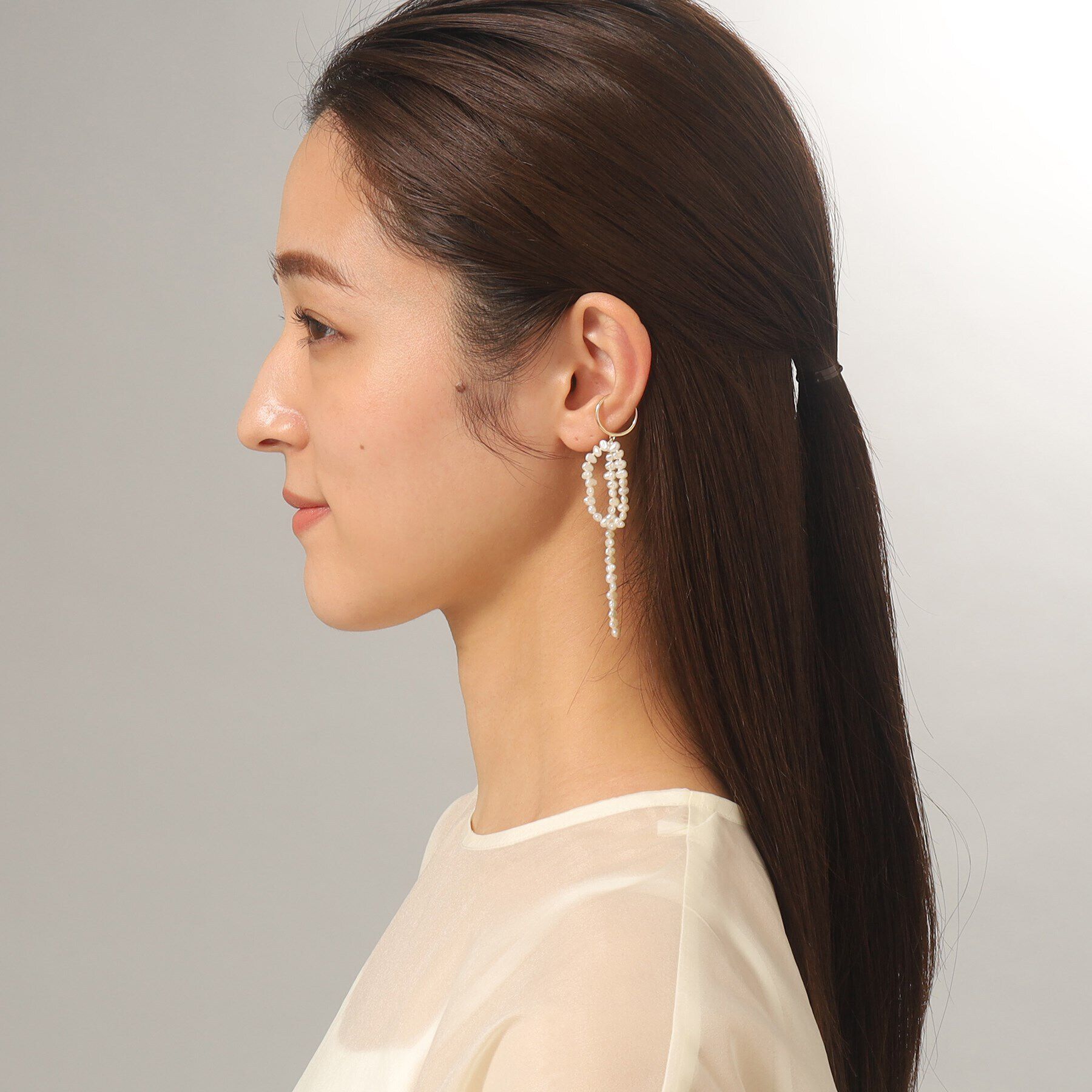 COCOSHNIK「K10バロックパールハング イヤーカフ」|イヤリング|