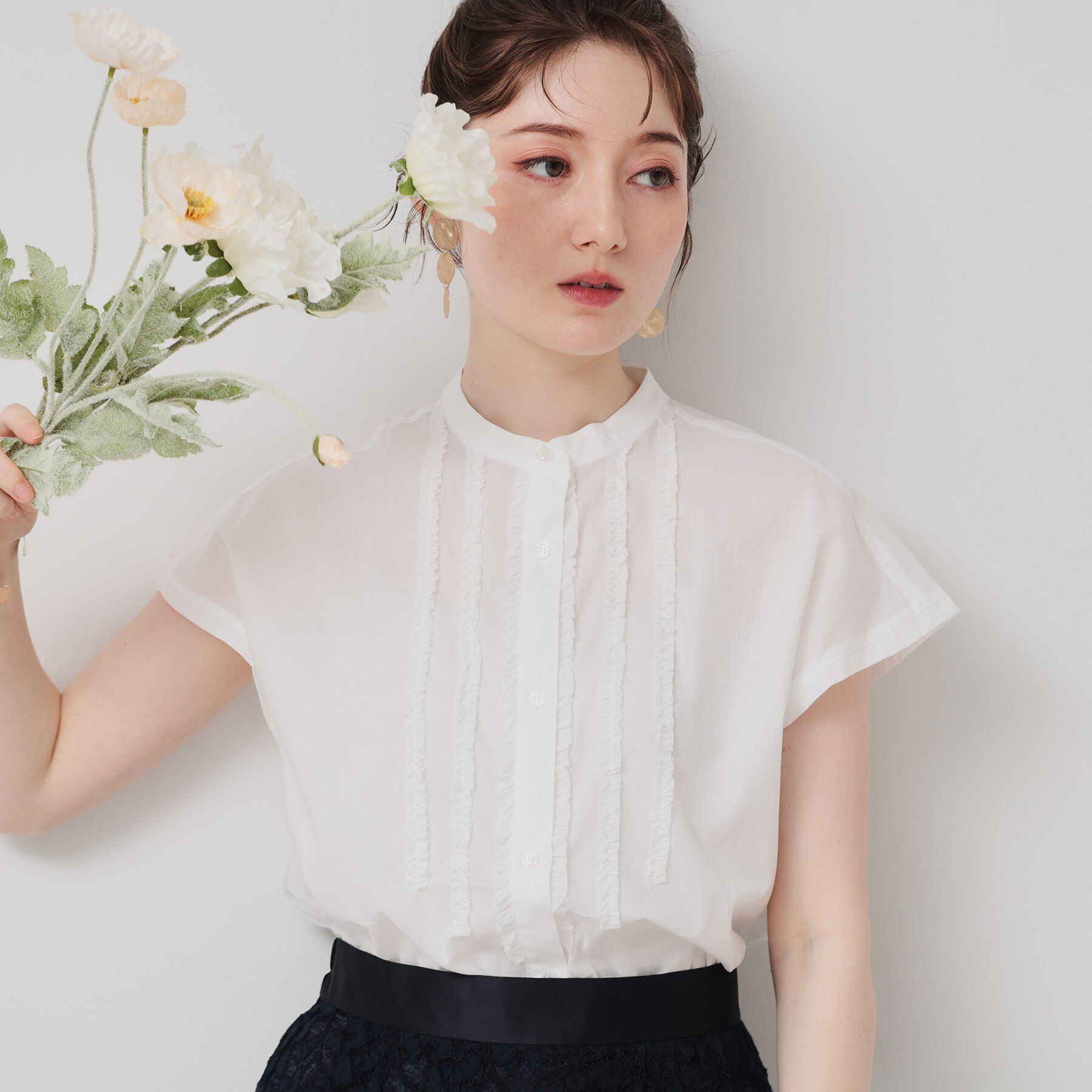 SunaUna「【コンパクトフリル／3色展開】フレンチスリーブブラウス」|シャツ・ブラウス|