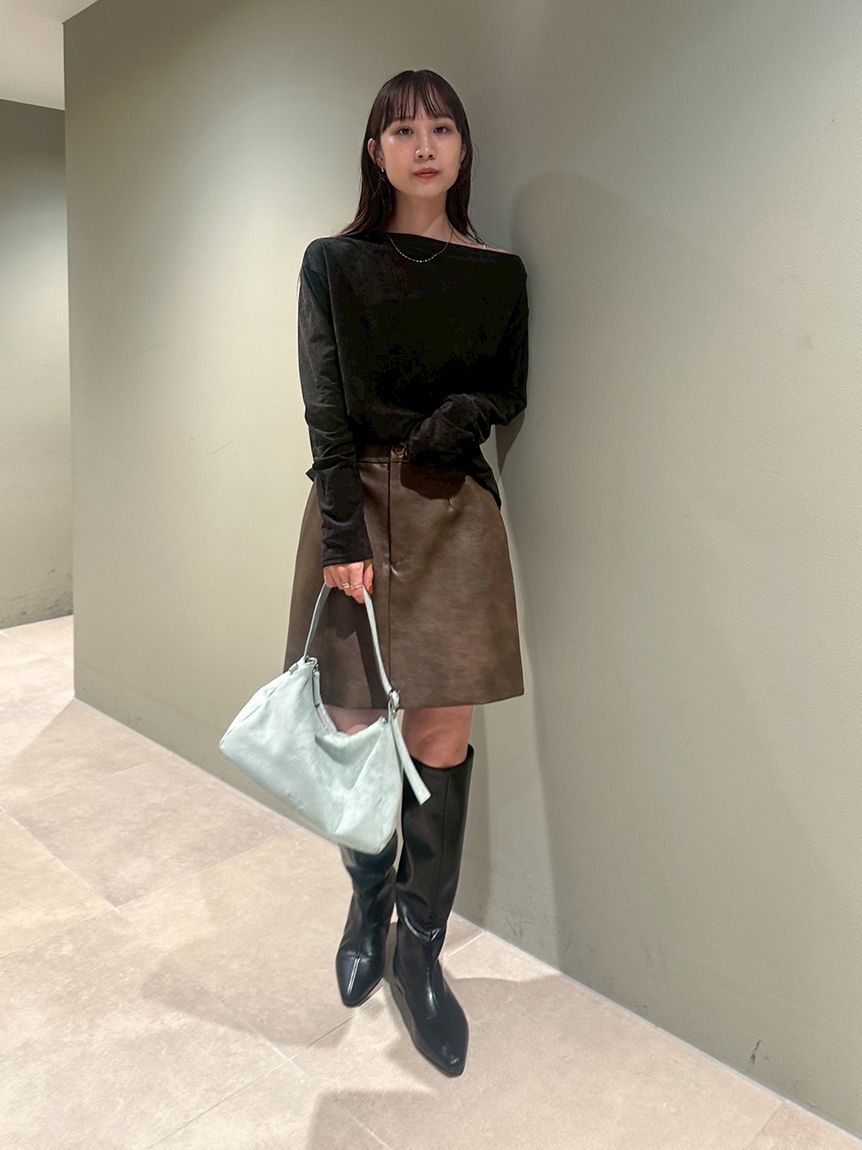 emmi atelier「ベロアアシンメトリートップス」|Tシャツ・カットソー|