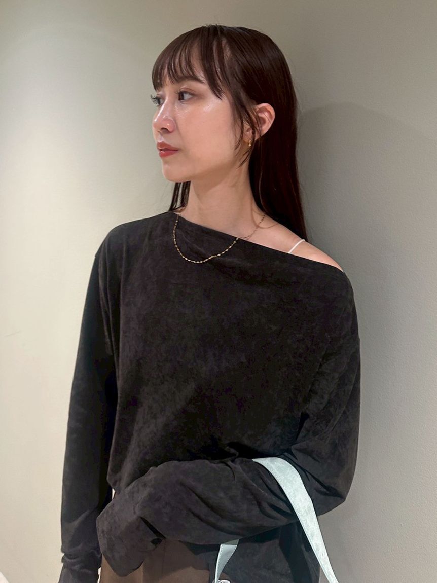 emmi atelier「ベロアアシンメトリートップス」|Tシャツ・カットソー|