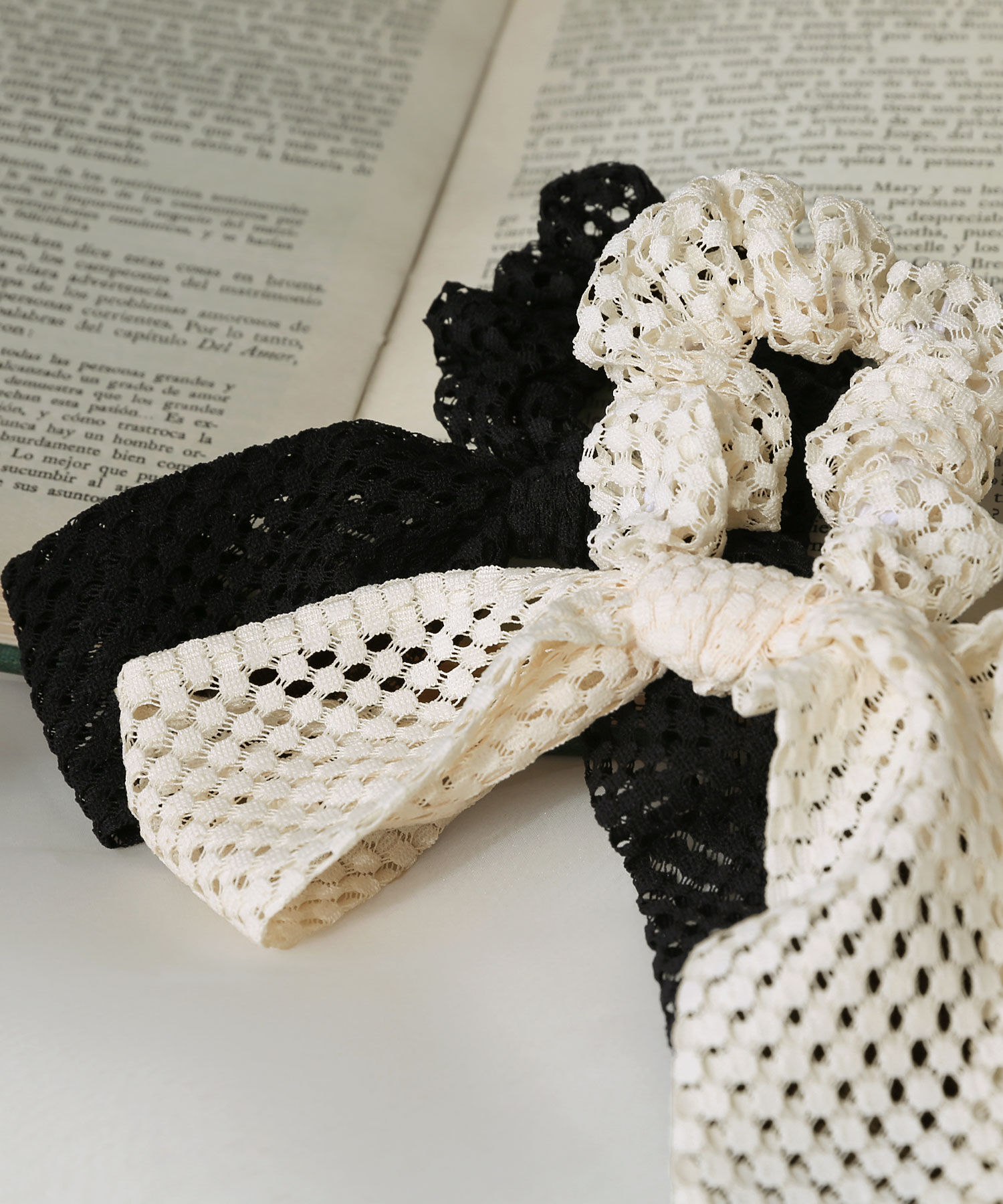 colleca la「レースリボンシュシュ」|ヘアゴム・シュシュ|