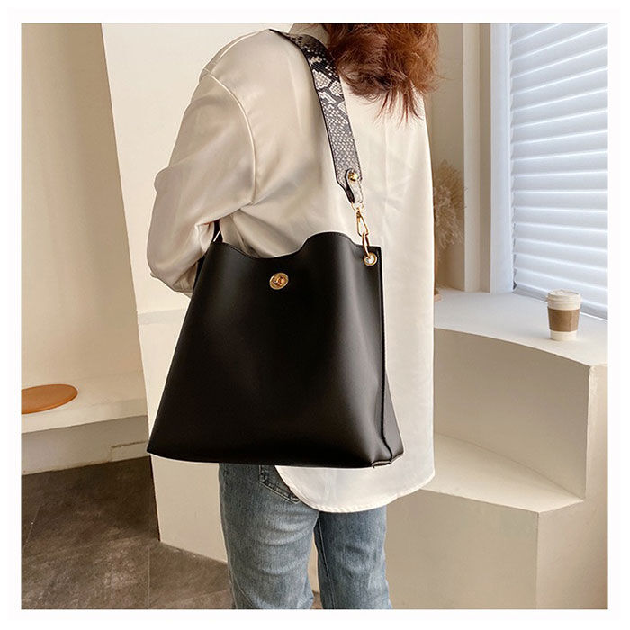 BACKYARD FAMILY「ショルダーバッグ レディース 斜めがけ 大人 大きめ 通販 トートバッグ 2way トート」|ショルダー・メッセンジャー|