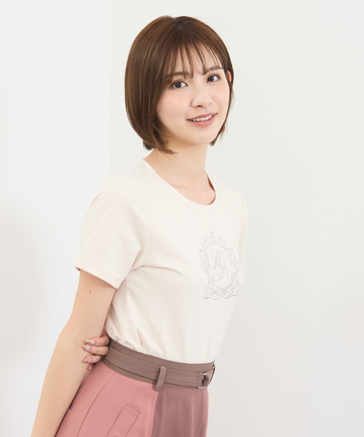 REDYAZEL「ラメエンブレムTシャツ」|Tシャツ・カットソー|