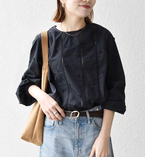 SHIPS any「《予約》【WEB限定】SHIPS any:〈洗濯機可能〉フラワー モチーフ ハシゴレース クルーネック ブラウス」|シャツ・ブラウス|