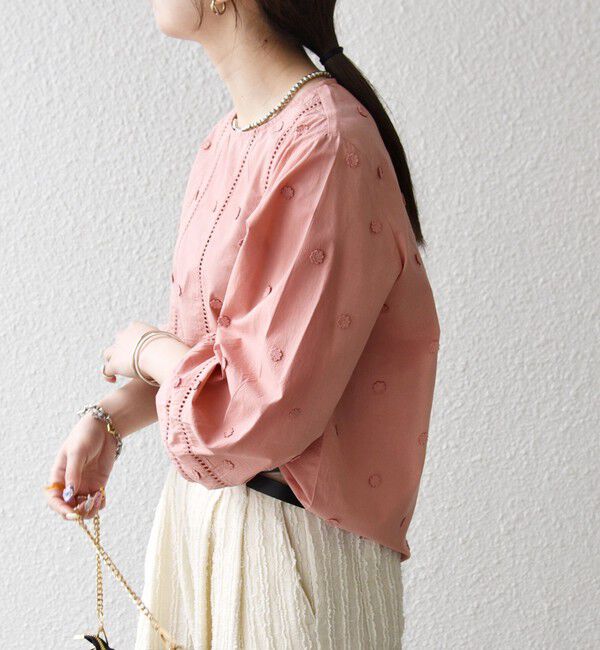 SHIPS any「《予約》【WEB限定】SHIPS any:〈洗濯機可能〉フラワー モチーフ ハシゴレース クルーネック ブラウス」|シャツ・ブラウス|