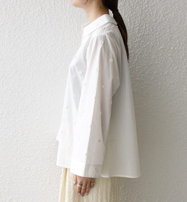 SHIPS any「《予約》SHIPS any:〈洗濯機可能〉フラワー モチーフ Aライン スキッパー シャツ ブラウス」|シャツ・ブラウス|