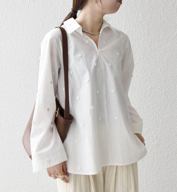 SHIPS any「《予約》SHIPS any:〈洗濯機可能〉フラワー モチーフ Aライン スキッパー シャツ ブラウス」|シャツ・ブラウス|