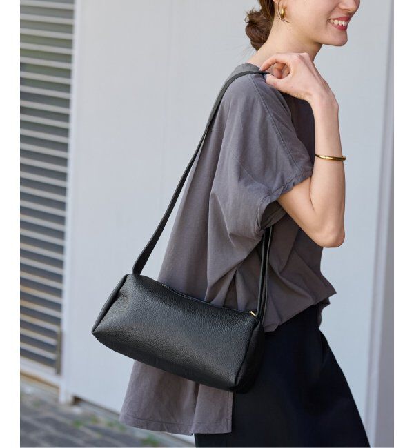 FRAMeWORK「PELLETTERIA MARANT trapezoid shoulder ba」|ショルダー・メッセンジャー|ブラック