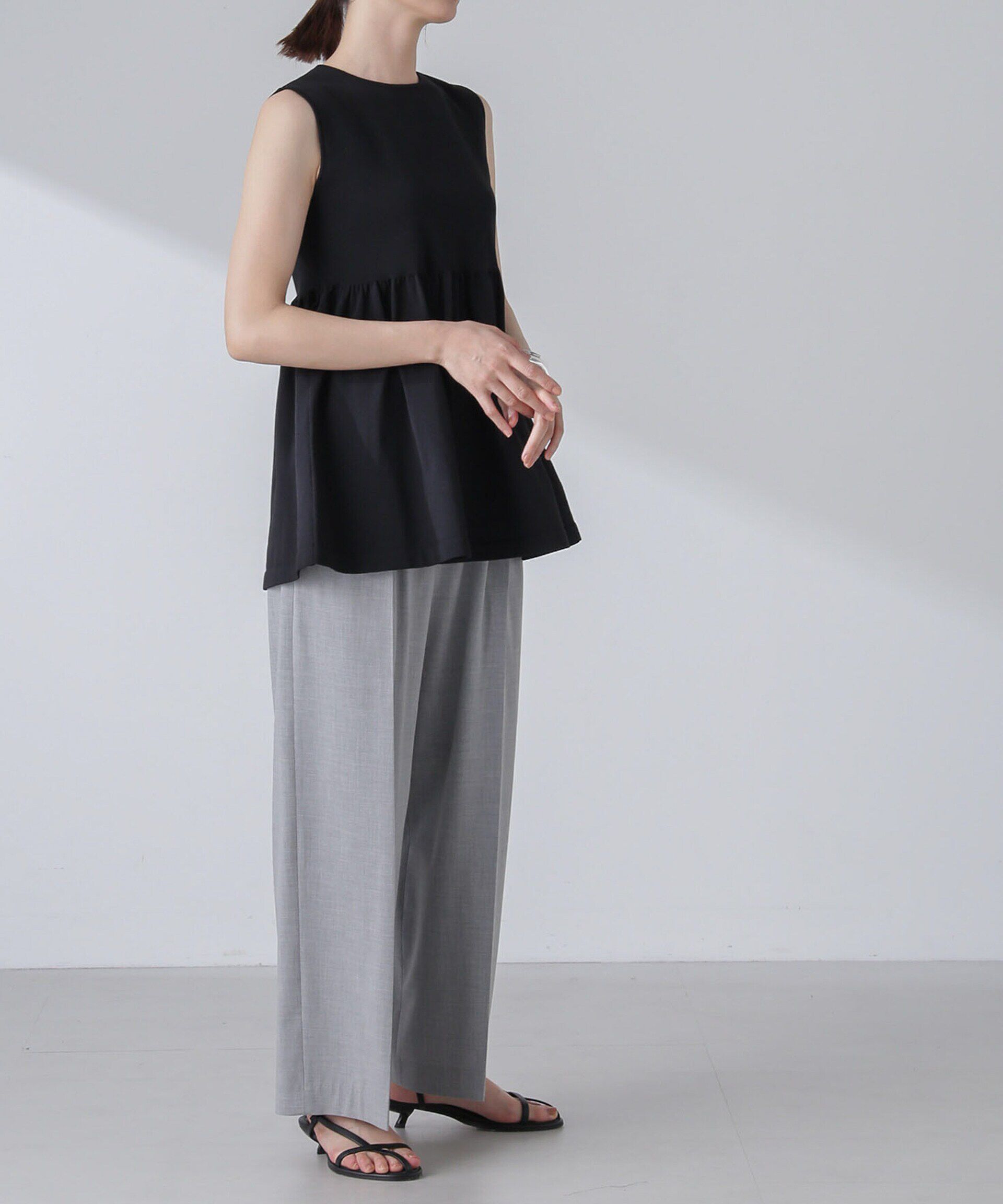 nano･universe「前後2WAYペプラムニットトップス」|ニット・セーター|