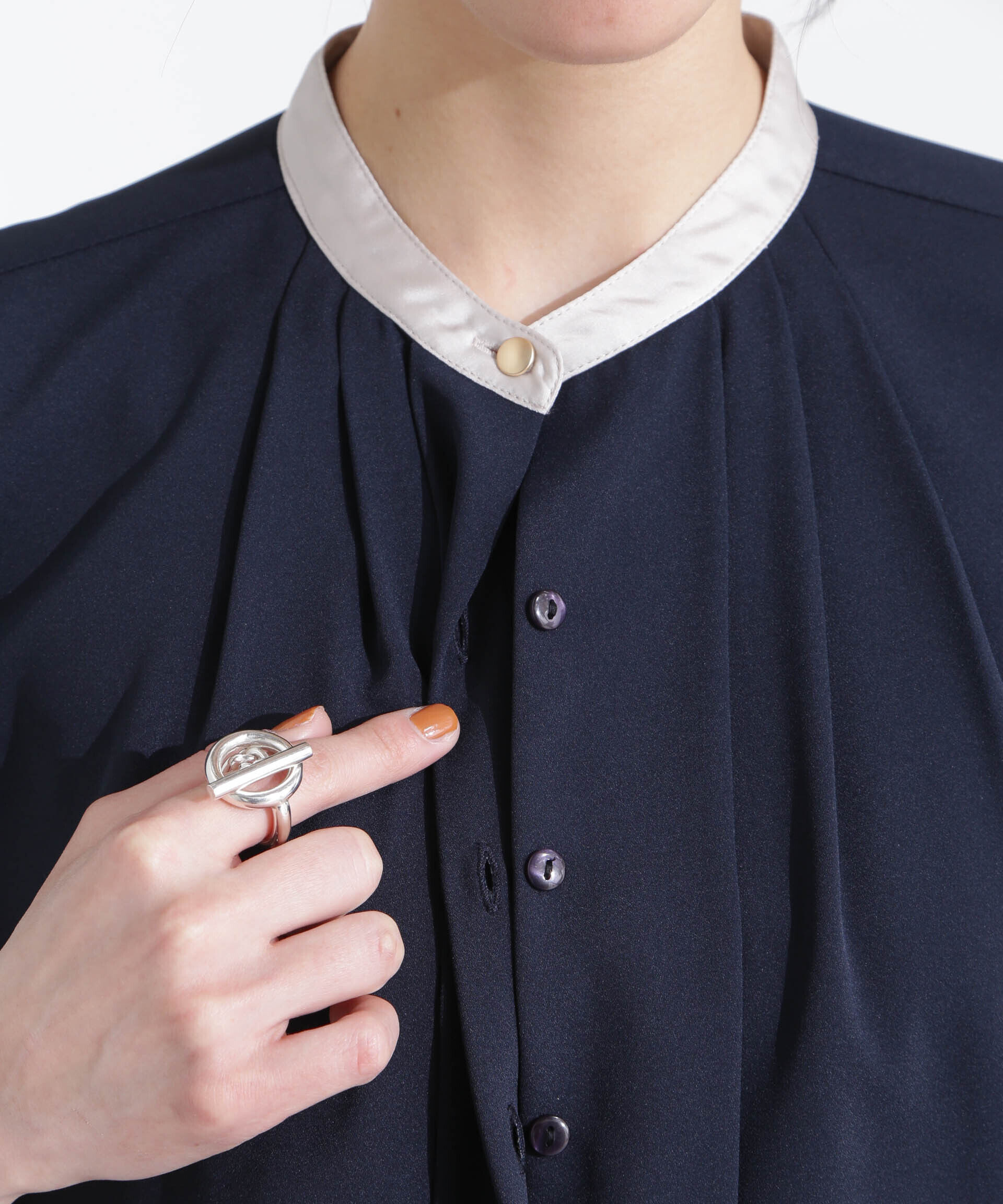 nano･universe「スタンドバイカラータックブラウス 半袖」|シャツ・ブラウス|