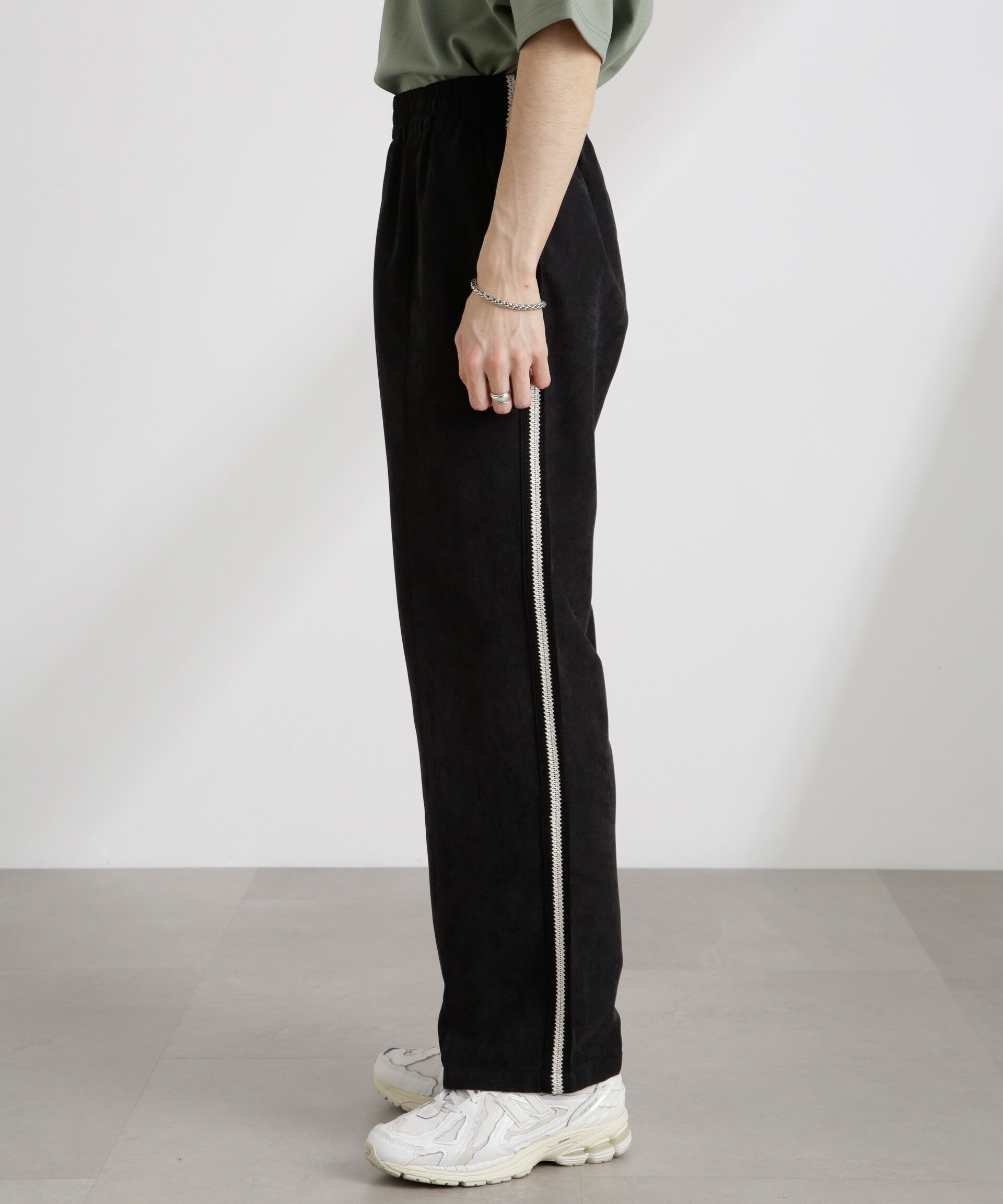 nano･universe「NORMANBROS/NORMANBROS別注 トラックパンツ」|チノ|