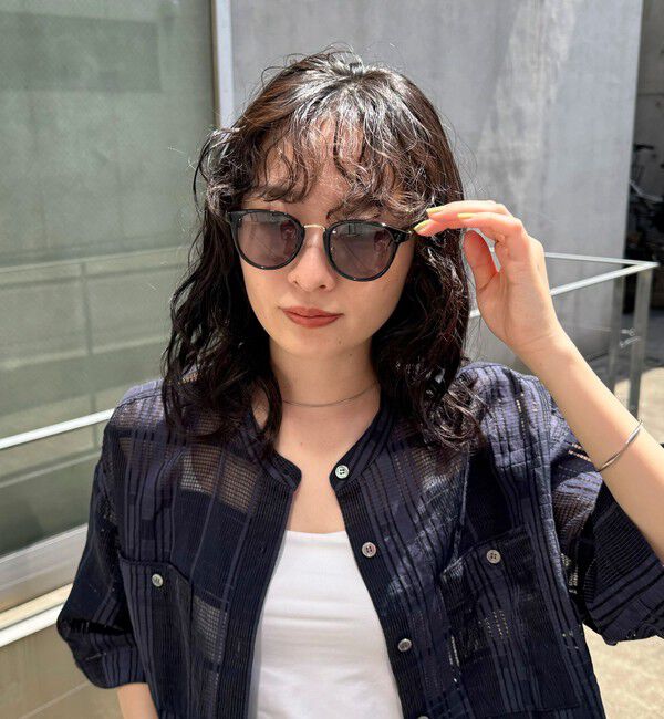 fredy emue「メタルテンプルボストンサングラス」|サングラス|