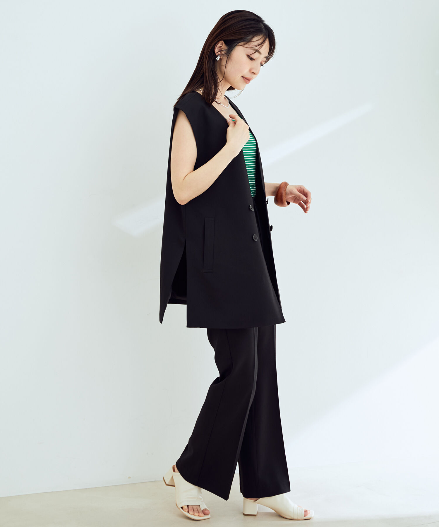 vis-a-vis「【WEB限定】【SET】コスパ抜群！ジレ＆フレアーパンツセットアップ」|スラックス|