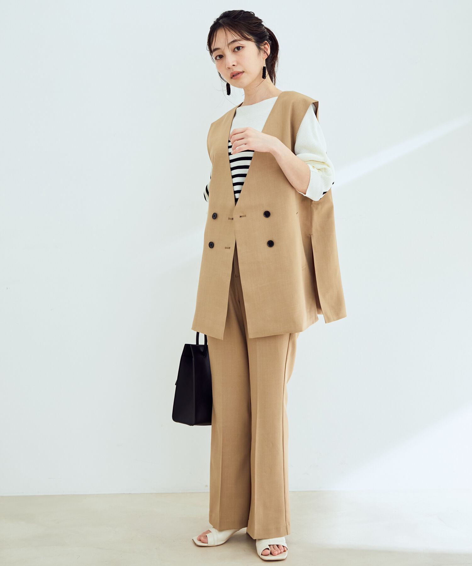 vis-a-vis「【WEB限定】【SET】コスパ抜群！ジレ＆フレアーパンツセットアップ」|スラックス|