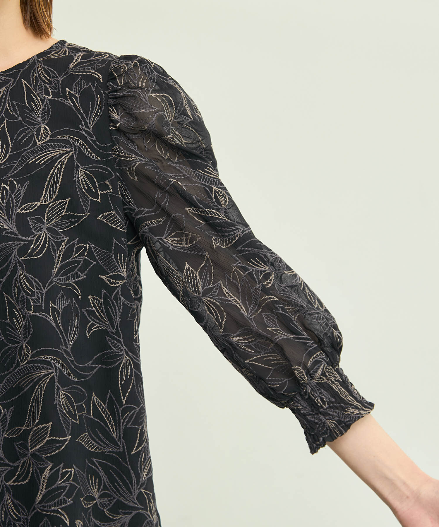 Rope&rsquo;Picnic「【emur/エミュール】洗える/セットアップ対応/楊柳刺繍ブラウス」|シャツ・ブラウス|