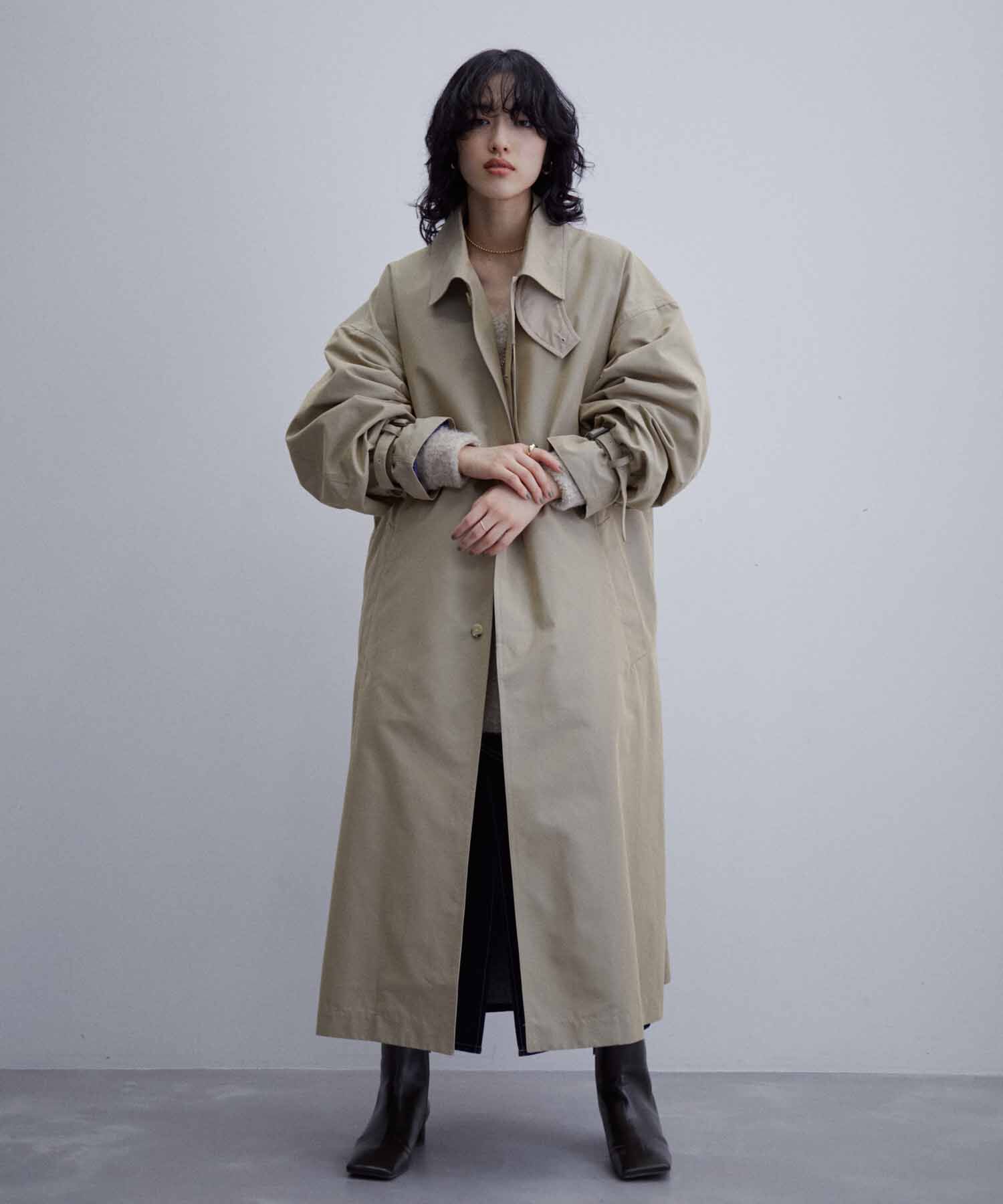 ADAM ET ROPE'「【WEB限定】玉虫色 ボリュームスリーブ バルマカーン ロング ステンカラーコート / ユニセックス」|ステンカラーコート|