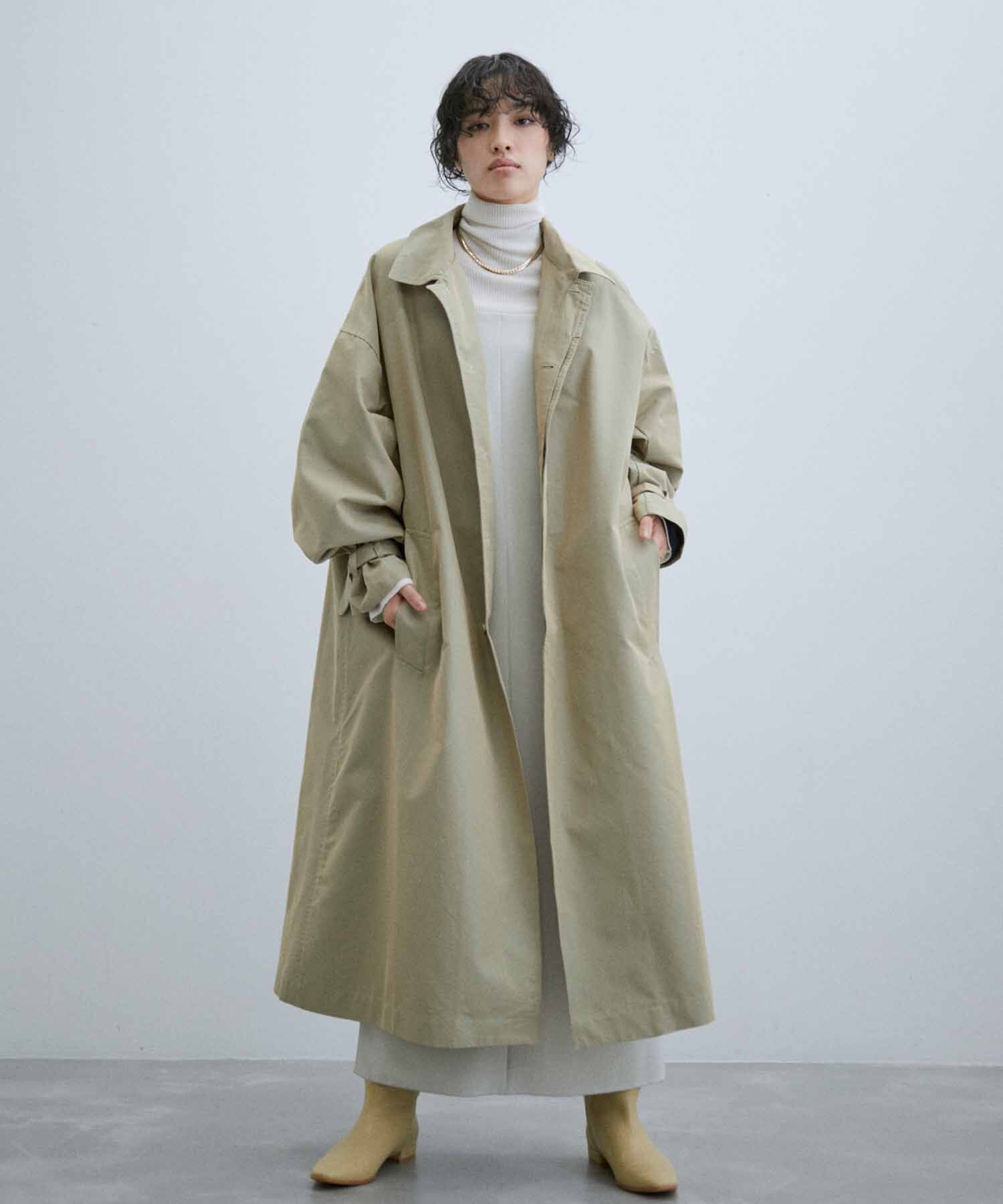 ADAM ET ROPE'「【WEB限定】玉虫色 ボリュームスリーブ バルマカーン ロング ステンカラーコート / ユニセックス」|ステンカラーコート|