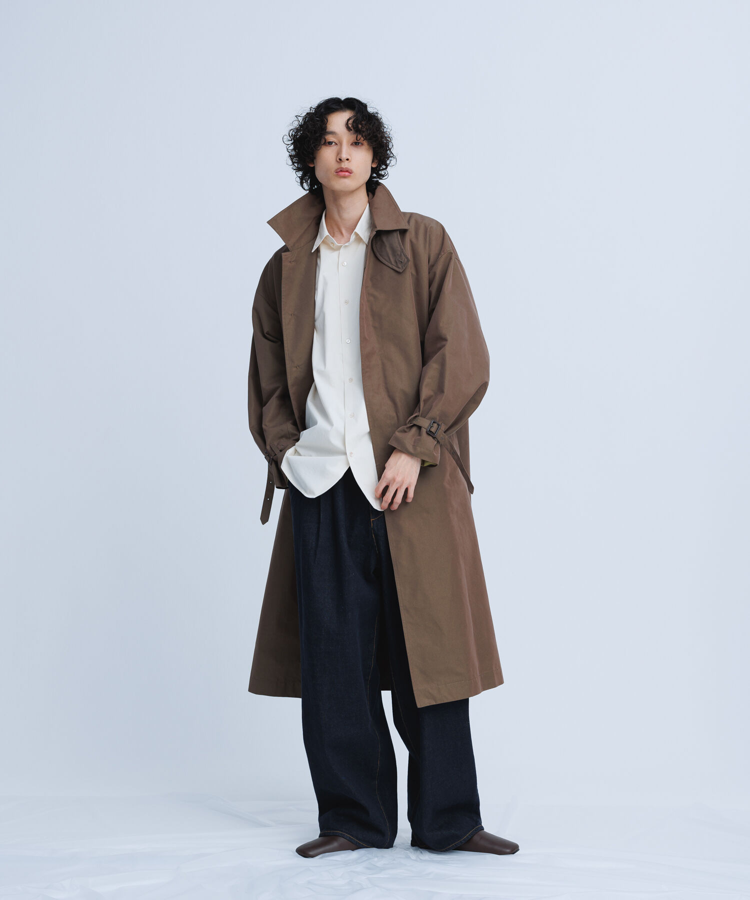 ADAM ET ROPE'「【WEB限定】玉虫色 ボリュームスリーブ バルマカーン ロング ステンカラーコート / ユニセックス」|ステンカラーコート|