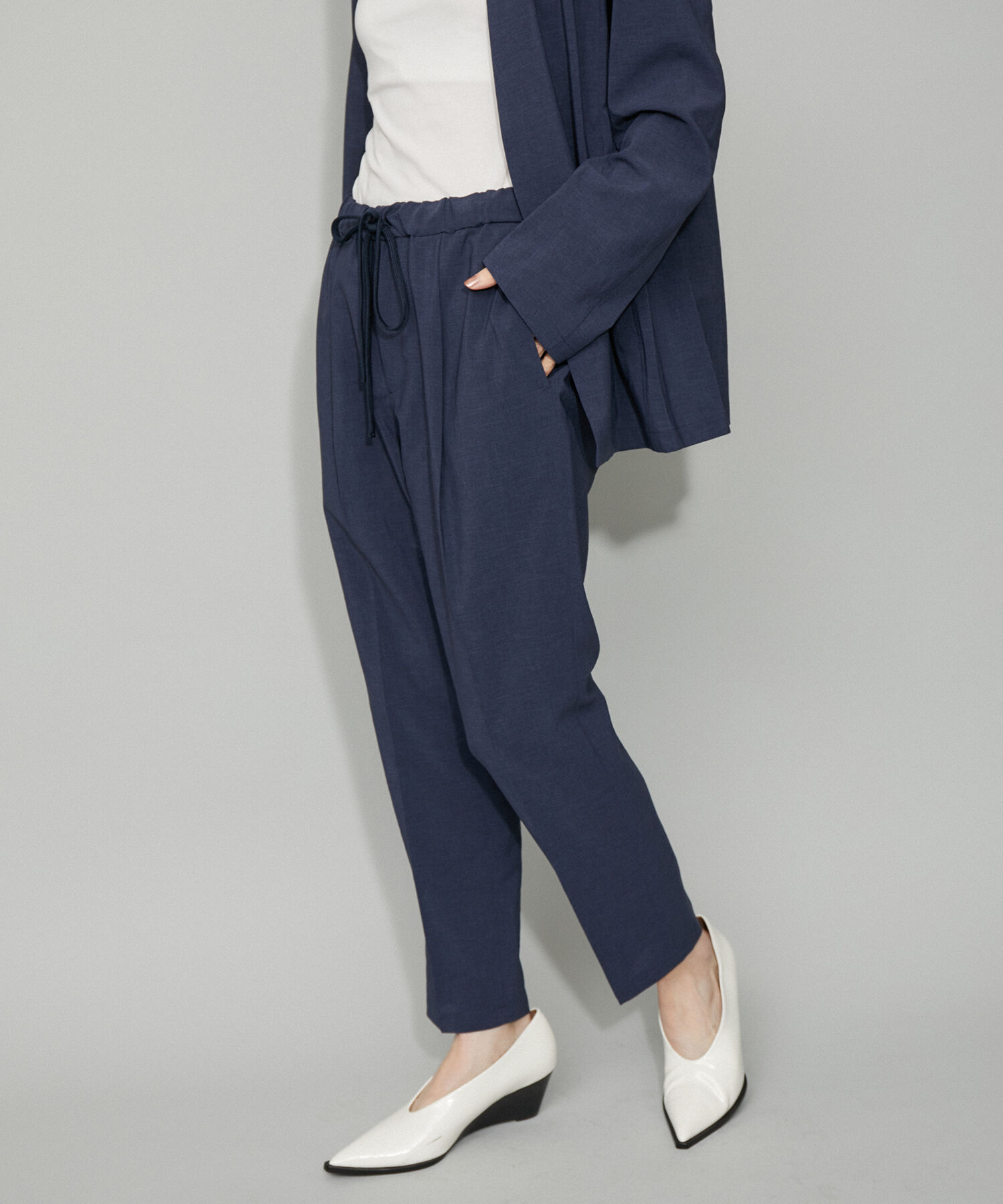 ADAM ET ROPE'「2点セット【RIRANCHA / リランチェ】セットアップ / ノーカラージャケット＆イージーパンツ / イージーケア」|スーツ|