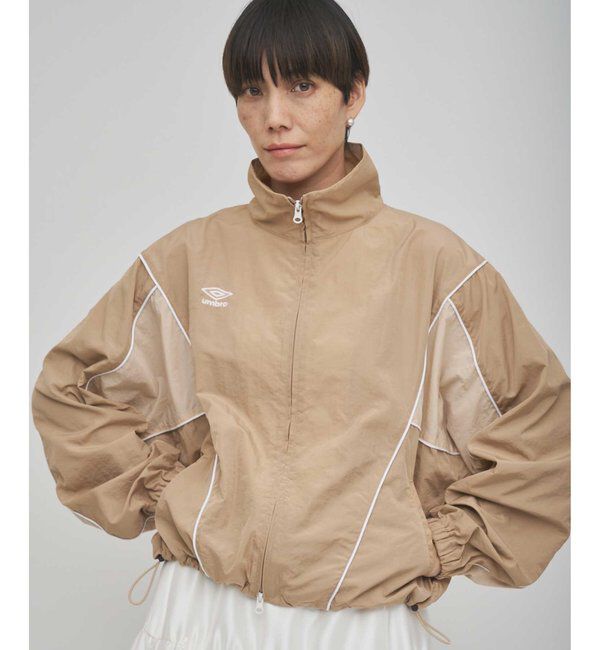  「【umbro&times;Whim Gazette】 スタンドカラーブルゾン」|ブルゾン・スタジャン|ライトベージュ