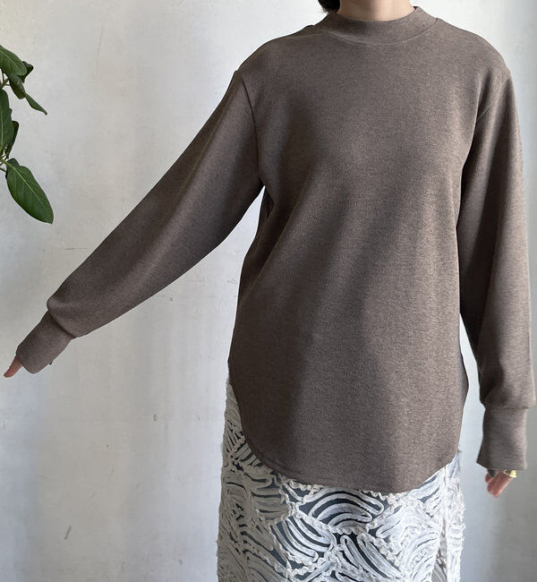  「【WEB限定】裾ラウンドカットトップス」|Tシャツ・カットソー|