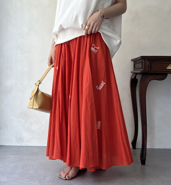  「【WEB限定】インド綿刺繍フレアスカート」|スカート|