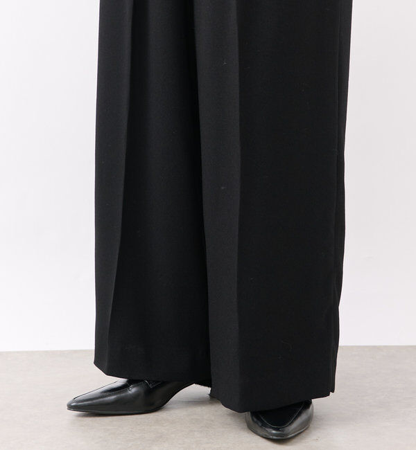  「【大人の着こなしに】ナローサスペンダーパンツ」|チノ|