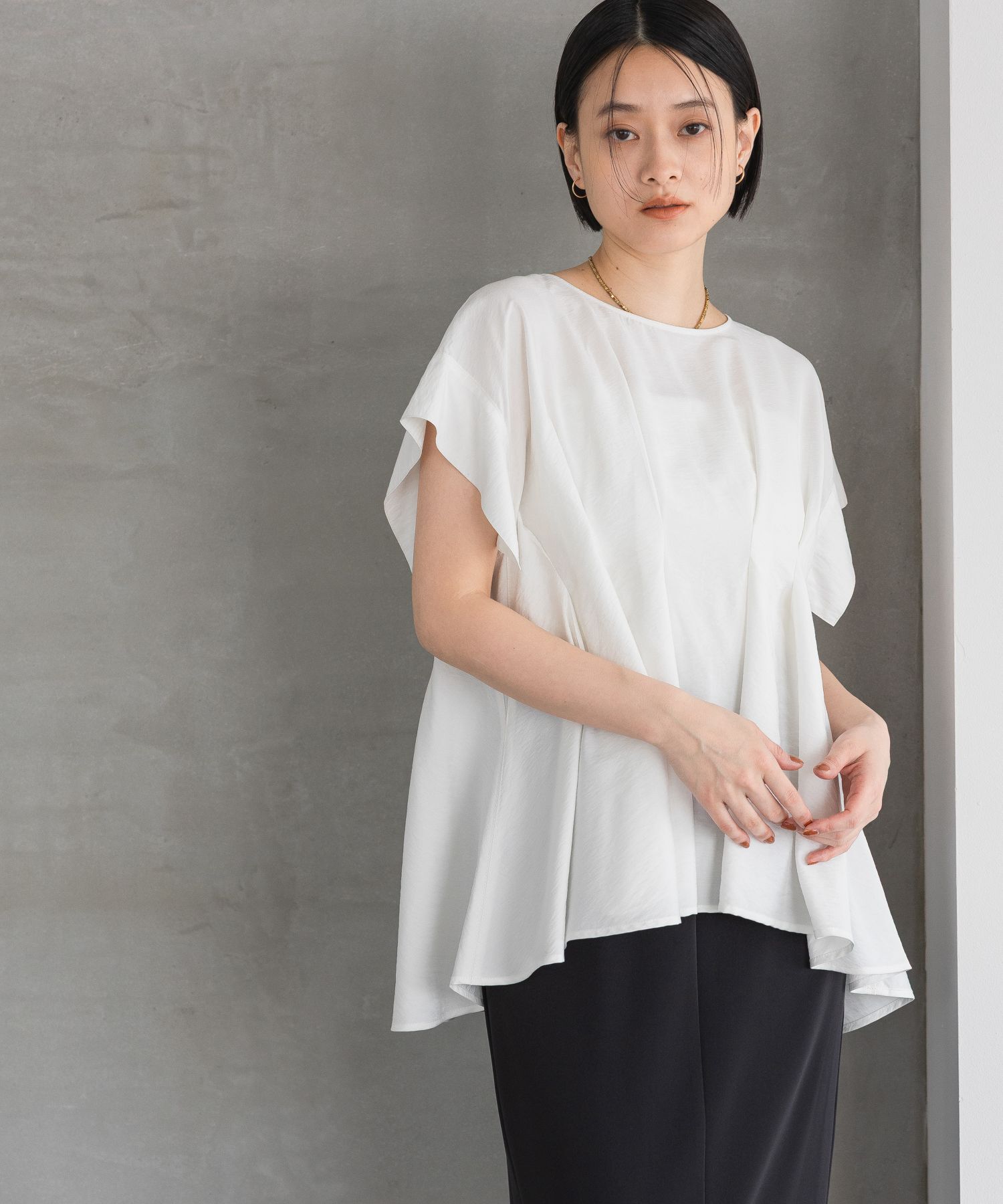 A part by 「タックデザインブラウス」|シャツ・ブラウス|オフホワイト
