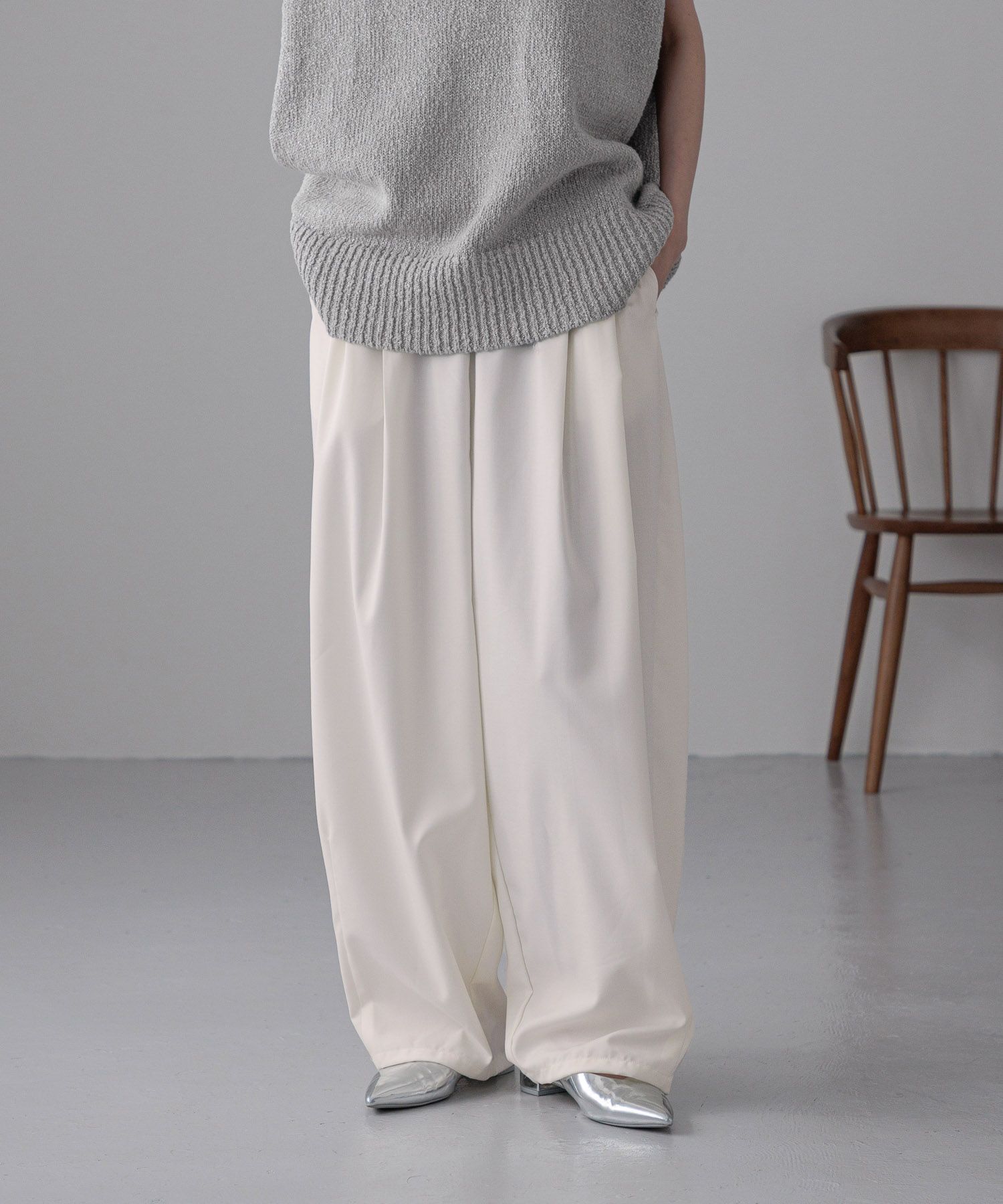 LOWRYS FARM「イージーワイドコクーンパンツ」|チノ|NTL